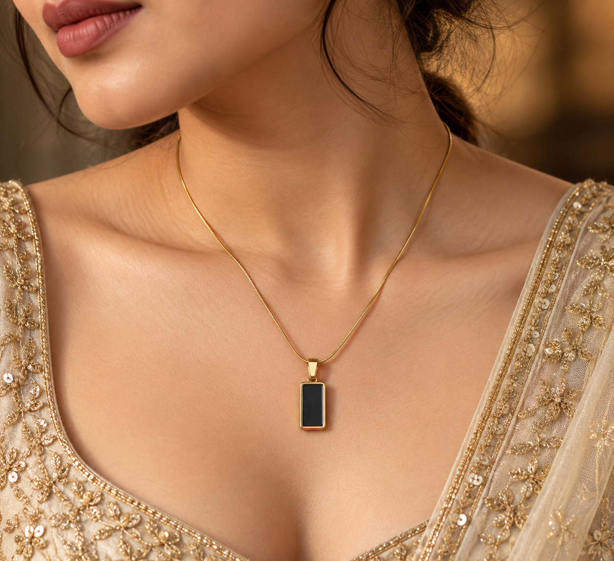 Black Rectangle Pendant