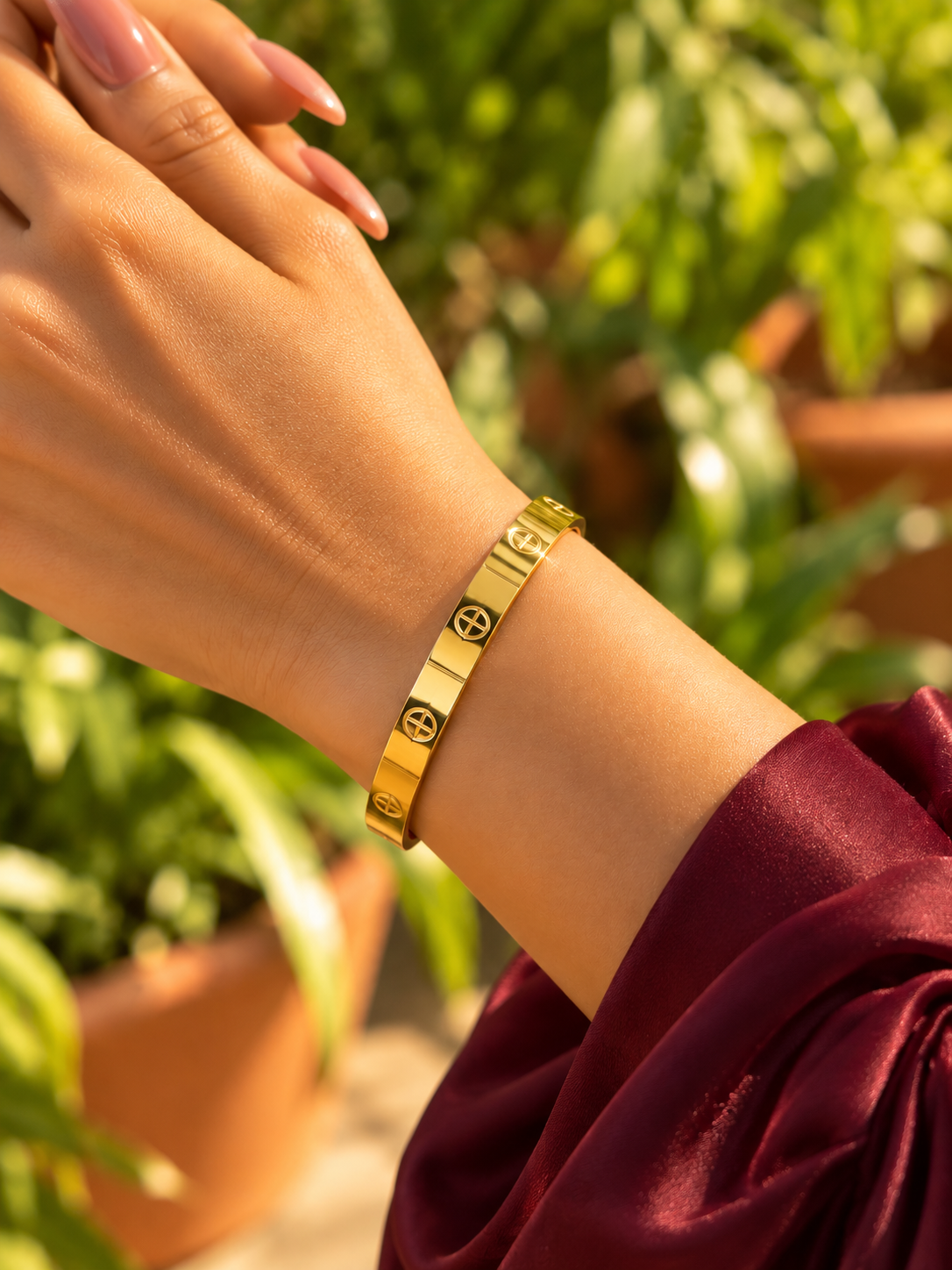 Gold kada Elegance